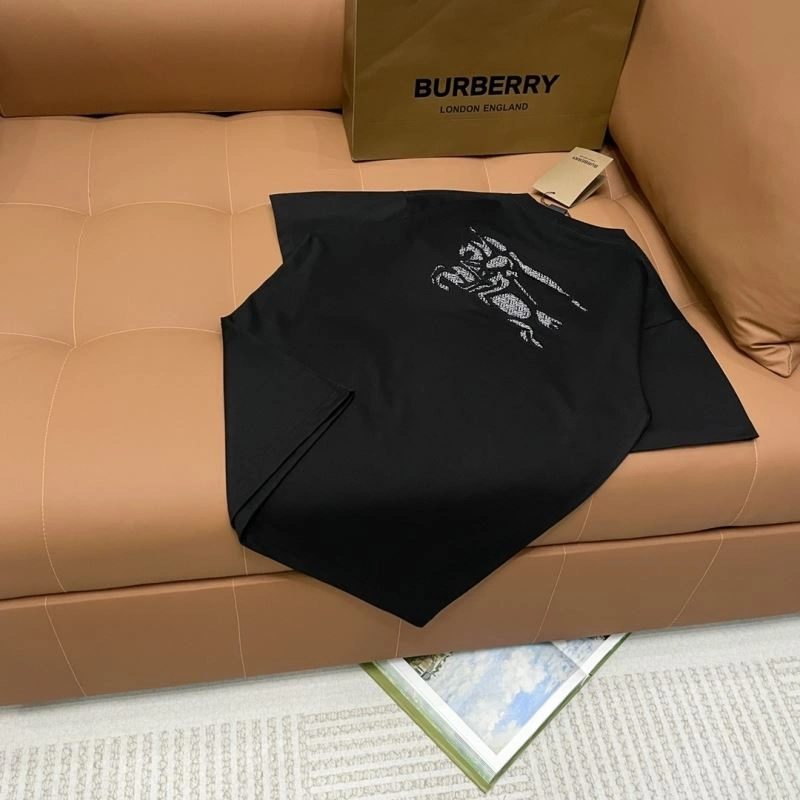 Burberry T-Shirts Versatile 100160