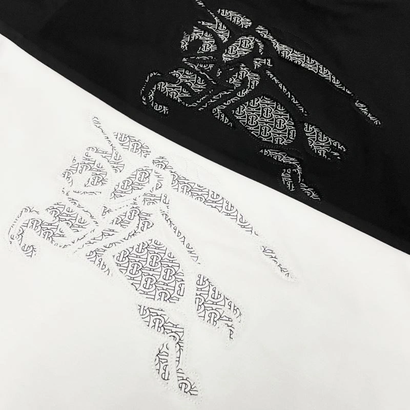 Burberry T-Shirts Versatile 100160