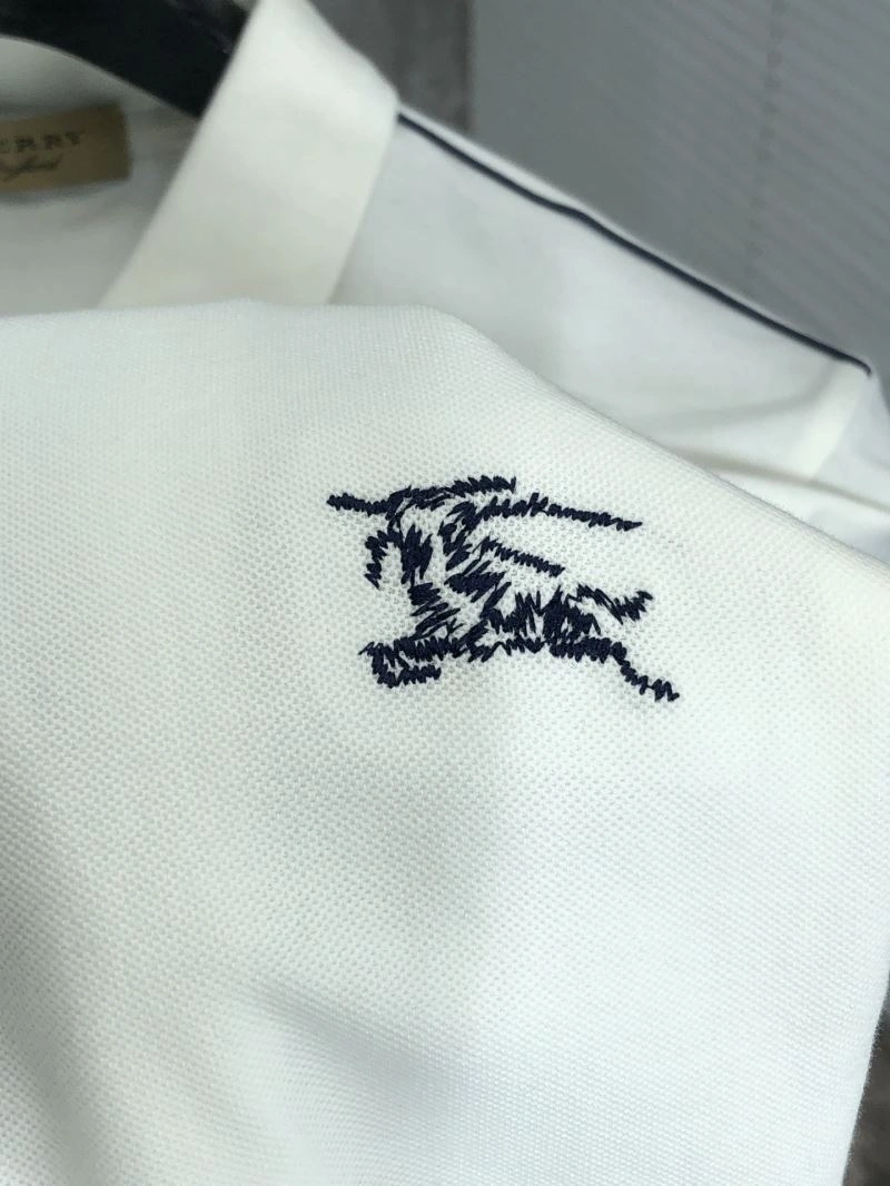 Burberry T-Shirts Stretchable 100079