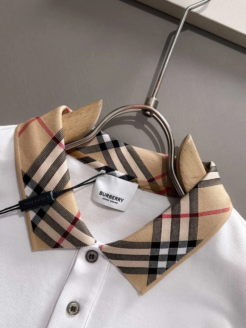 Burberry T-Shirts RelaxedFit 100057