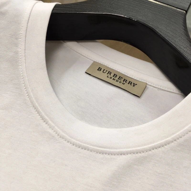 Snug Burberry T-Shirts 100063
