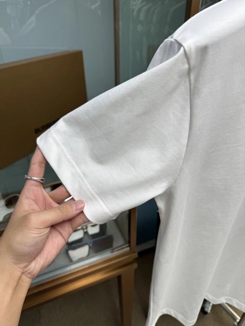 SunProtective Burberry T-Shirts 100056
