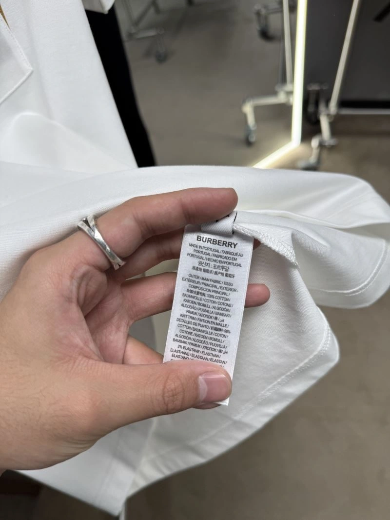 SunProtective Burberry T-Shirts 100056