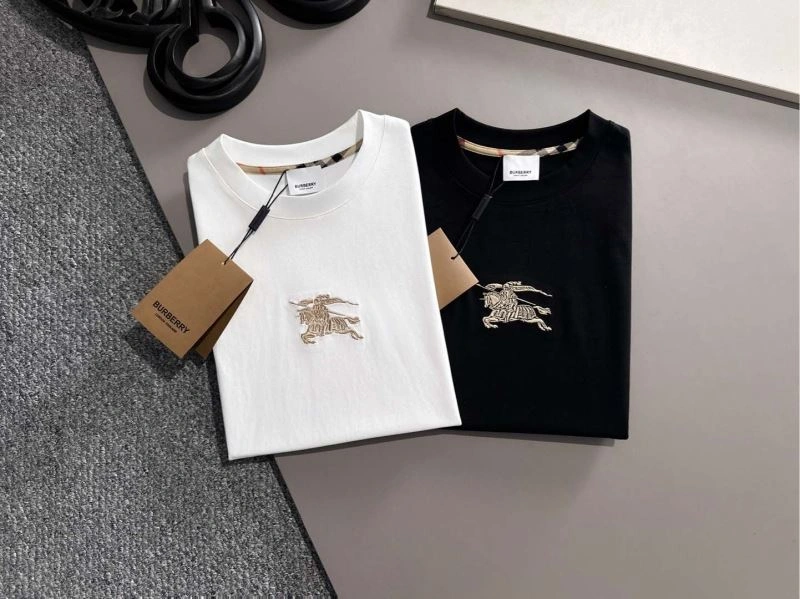 Flexible Burberry T-Shirts 100044