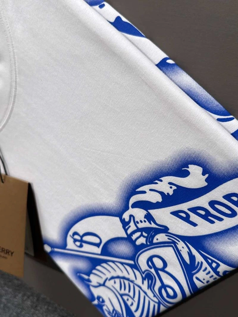 Lightweight Burberry T-Shirts 100088