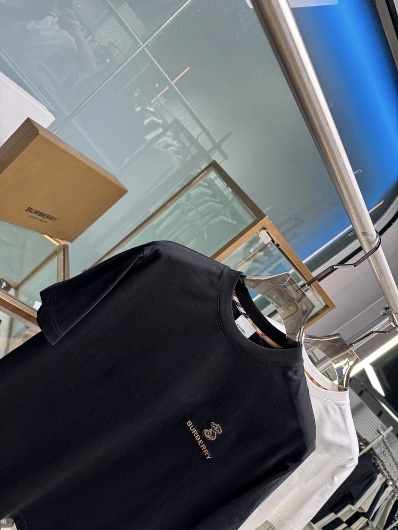 Burberry T-Shirts ModernLook 100060