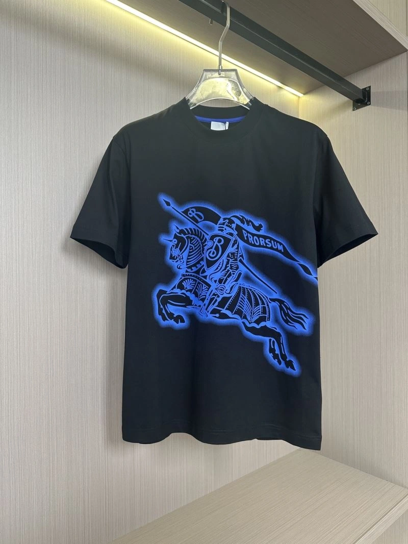 Minimalist Burberry T-Shirts 100030