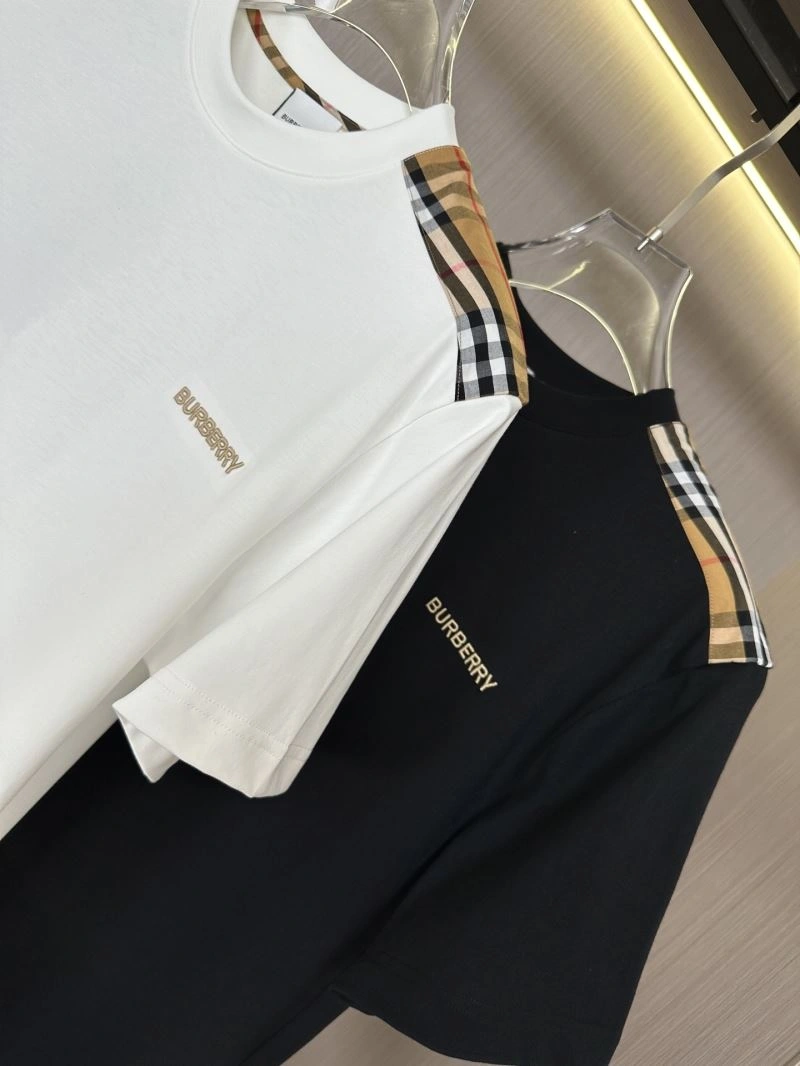RelaxedFit Burberry T-Shirts 100025