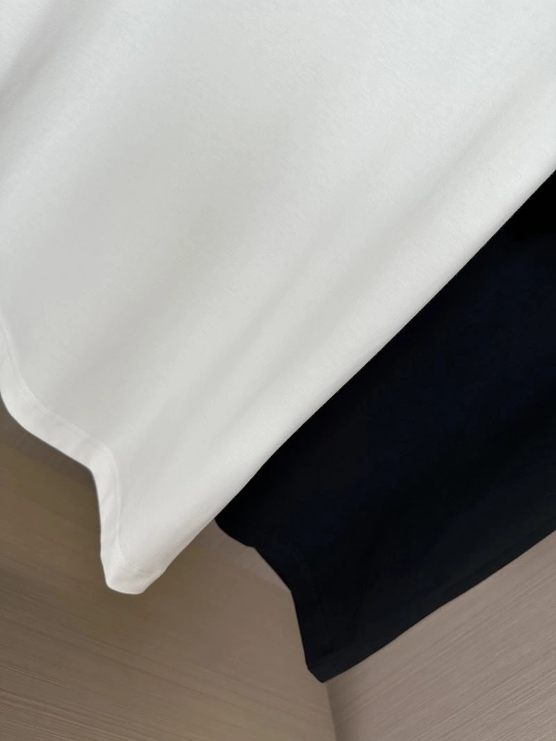 RelaxedFit Burberry T-Shirts 100025