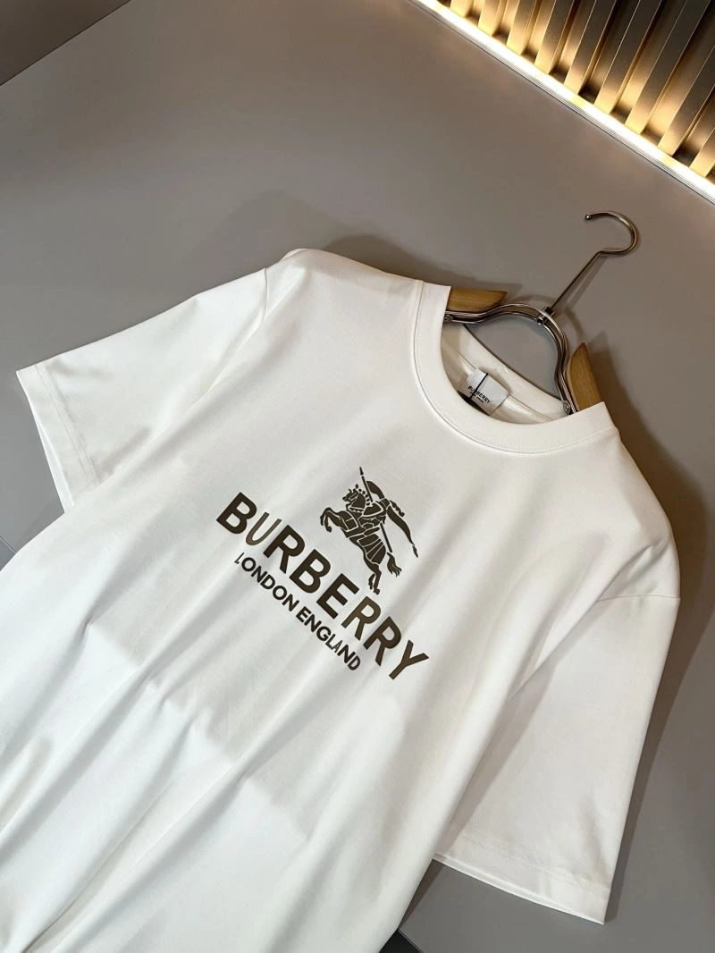 Burberry T-Shirts ComfortFit 100023