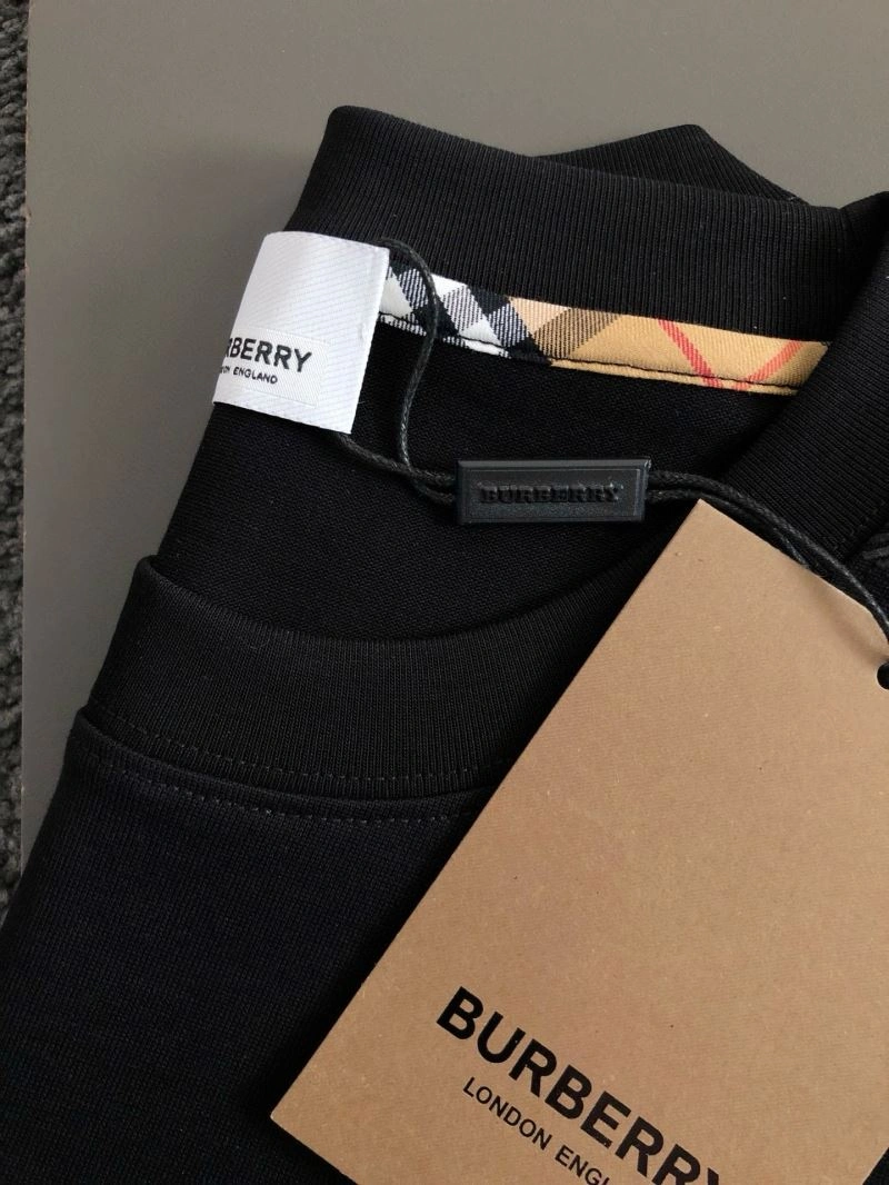 Burberry T-Shirts FlexibleFit 100018