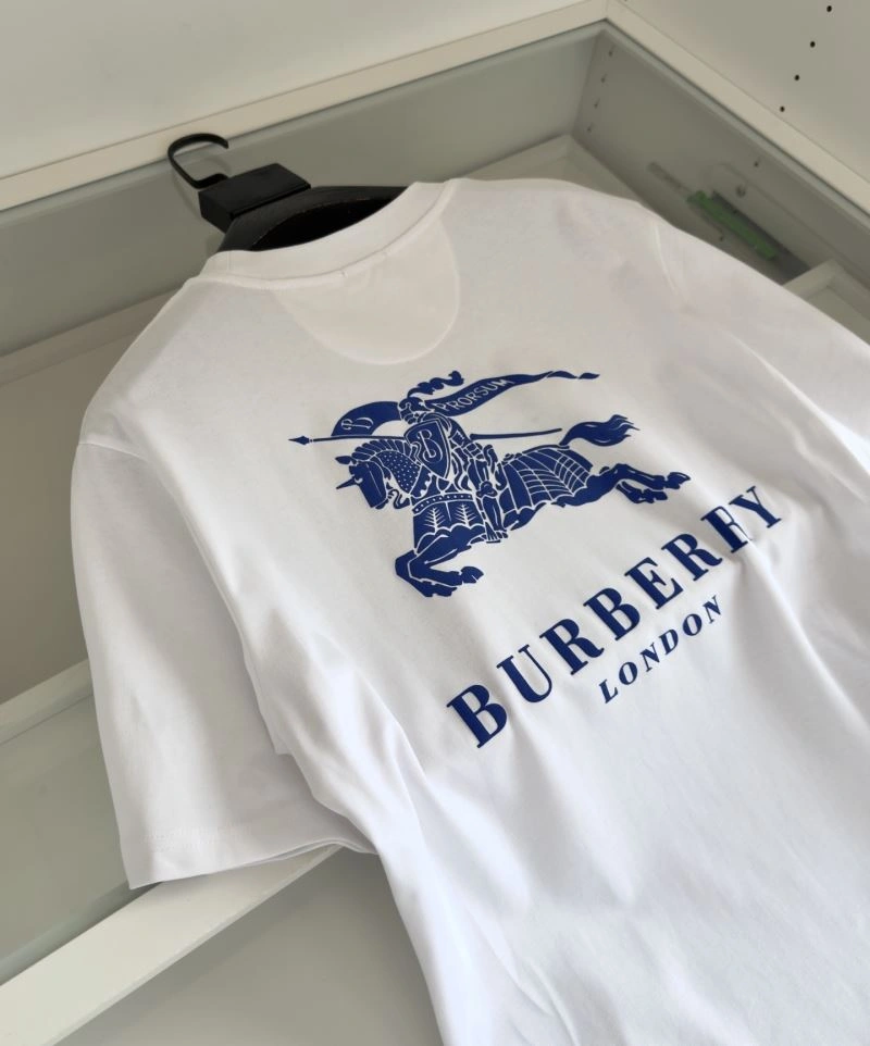 Burberry T-Shirts Refined 100012