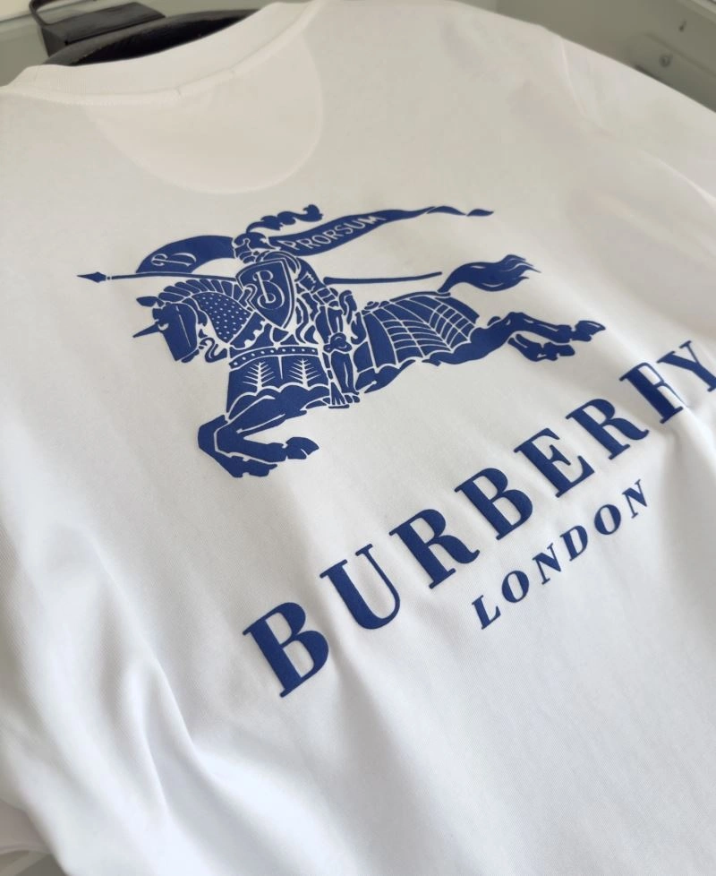 Burberry T-Shirts Refined 100012