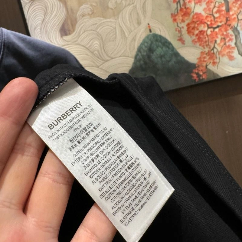 Burberry T-Shirts Durable 100009