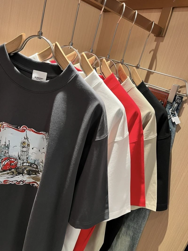 UrbanChic Burberry T-Shirts 100001