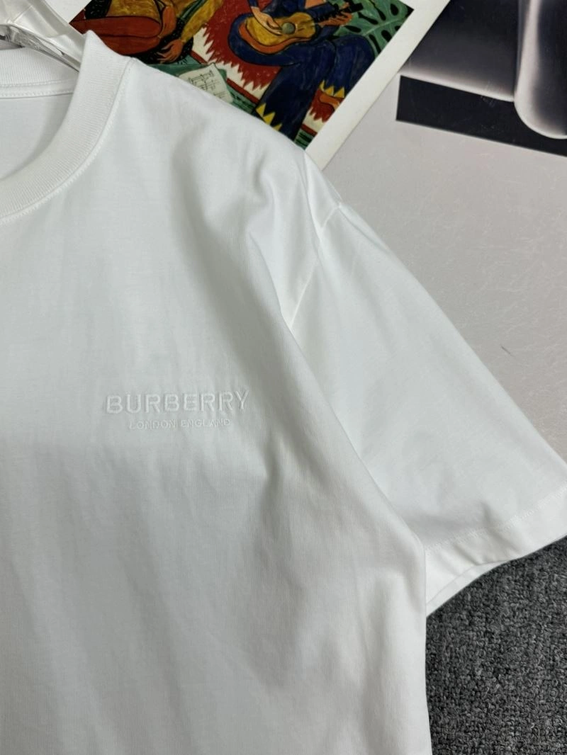 Burberry T-Shirts Snug 99980