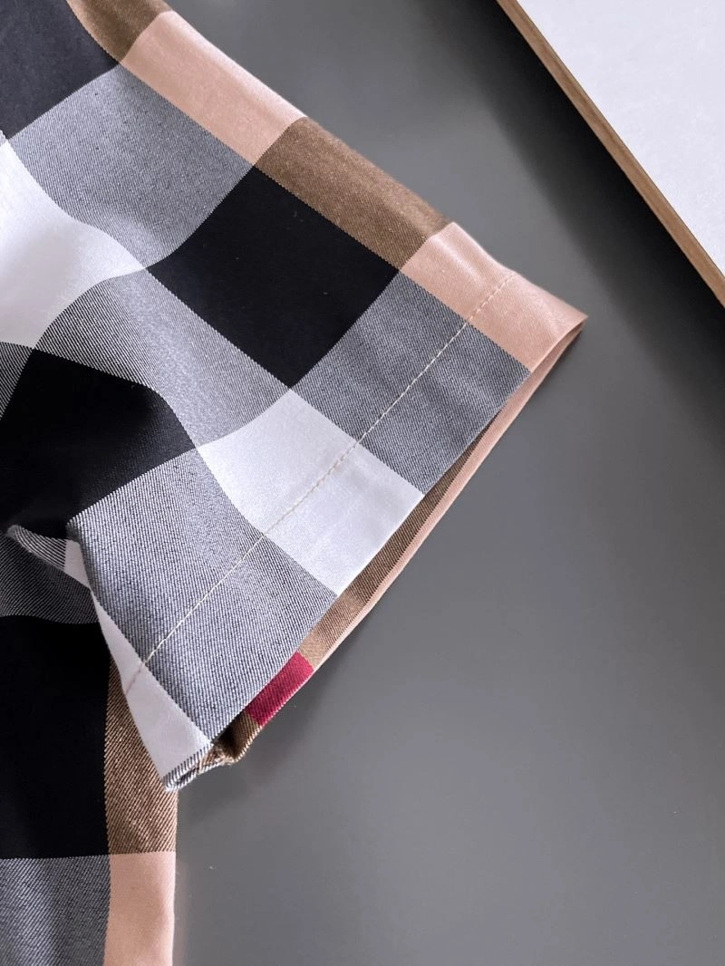 Attractive Burberry T-Shirts 100077