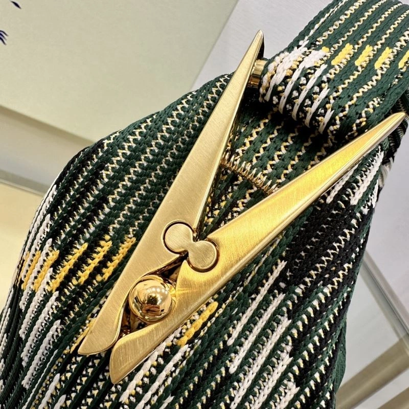 EyeCatching Burberry Top Handle Bags 64525
