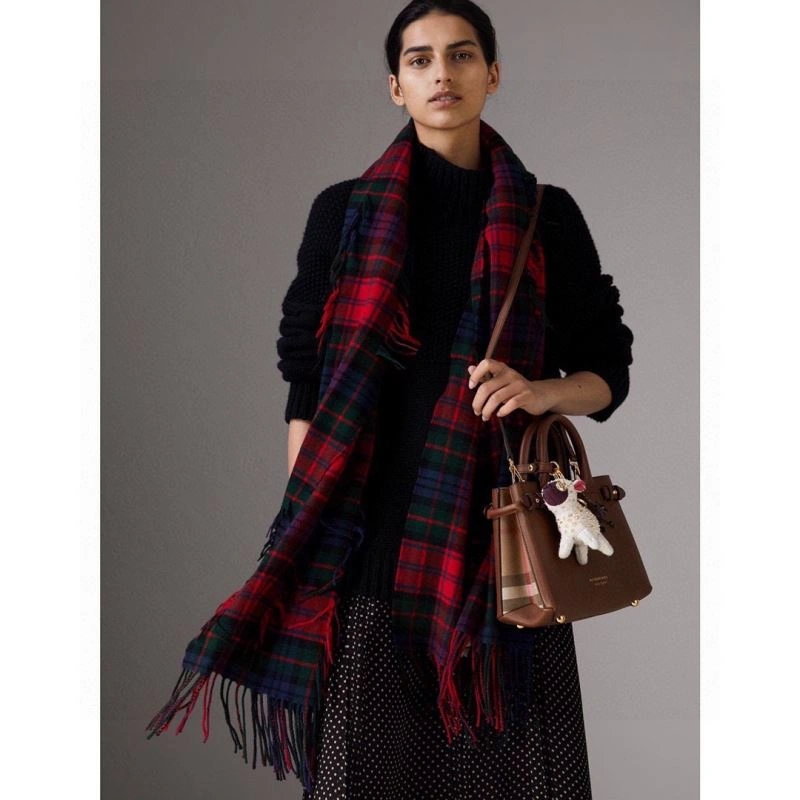 Modern Burberry Top Handle Bags 64486