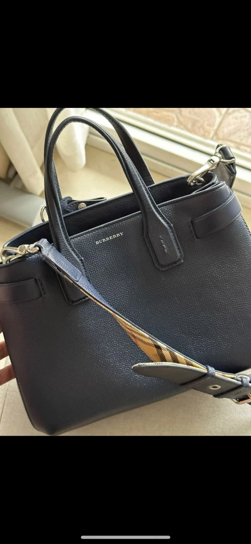 Fashionable Burberry Top Handle Bags 64485