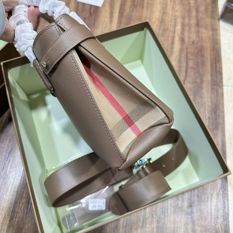 Supportive Burberry Top Handle Bags 64477