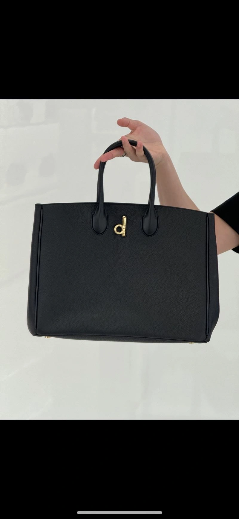 HighPerformance Burberry Top Handle Bags 64481