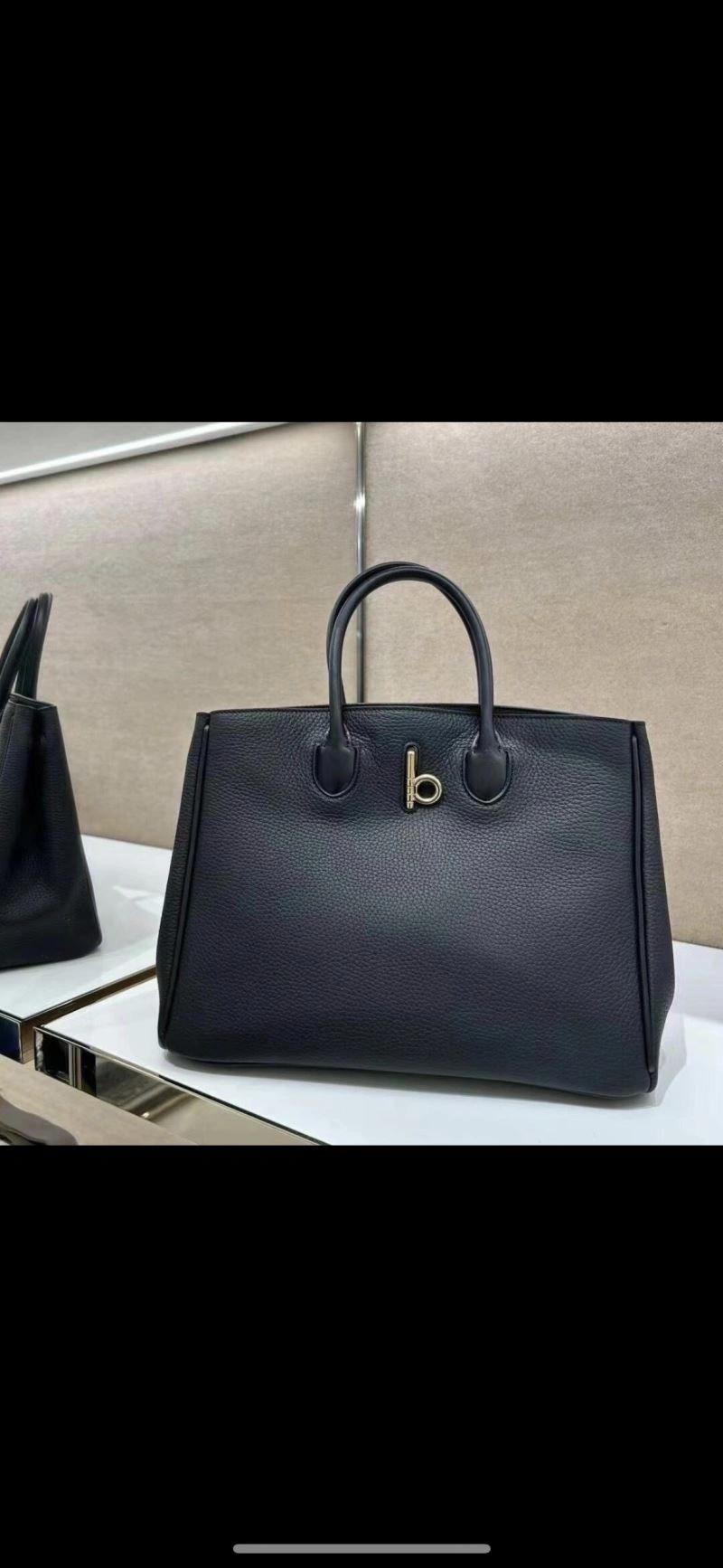 HighPerformance Burberry Top Handle Bags 64481