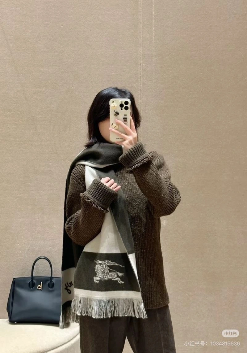 Burberry Top Handle Bags EyeCatching 64483