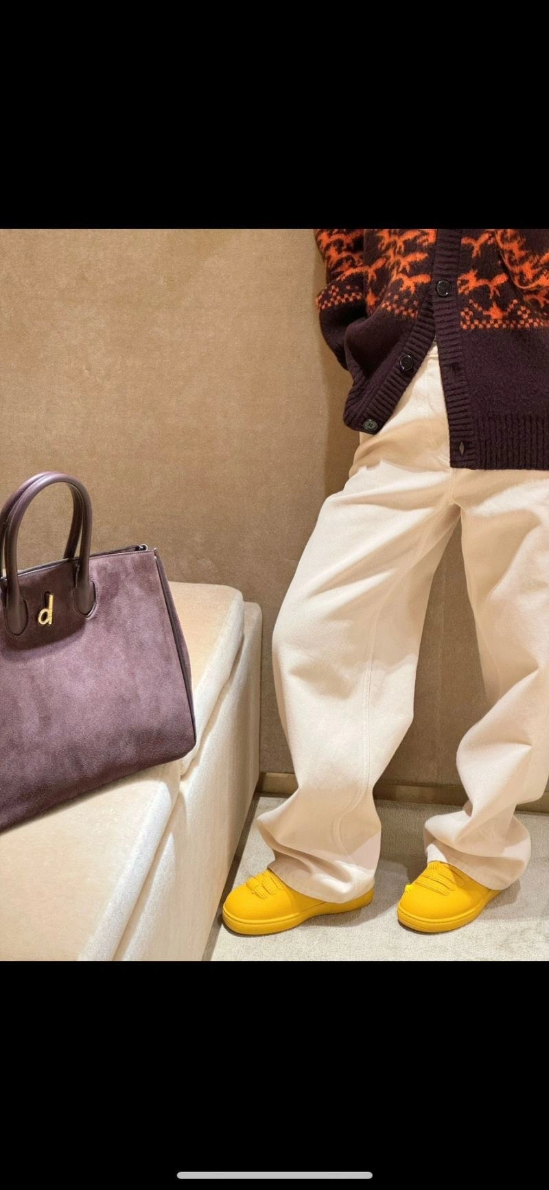 OnTrend Burberry Top Handle Bags 64484