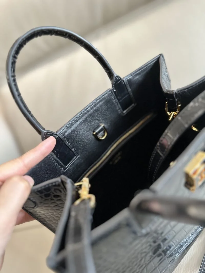 Contemporary Burberry Top Handle Bags 51661