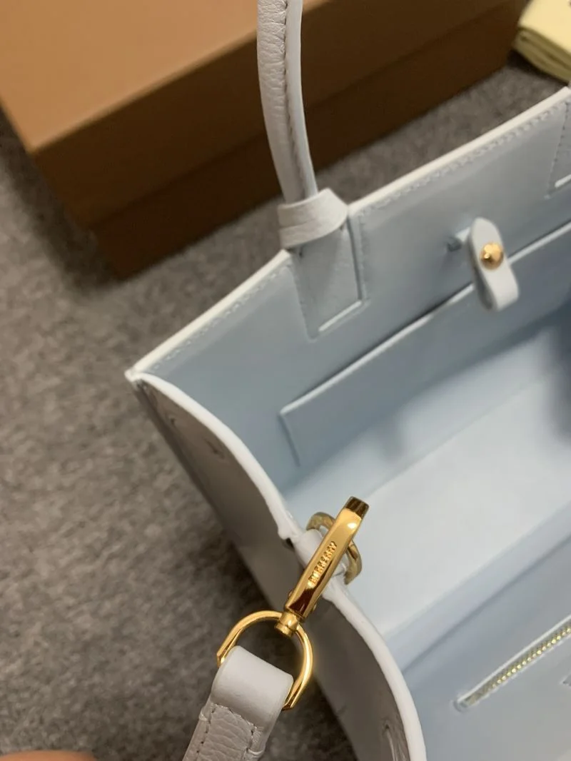 QuickDry Burberry Top Handle Bags 51648