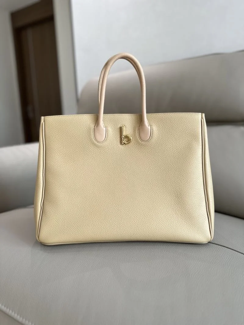 FlexibleFit Burberry Top Handle Bags 37870