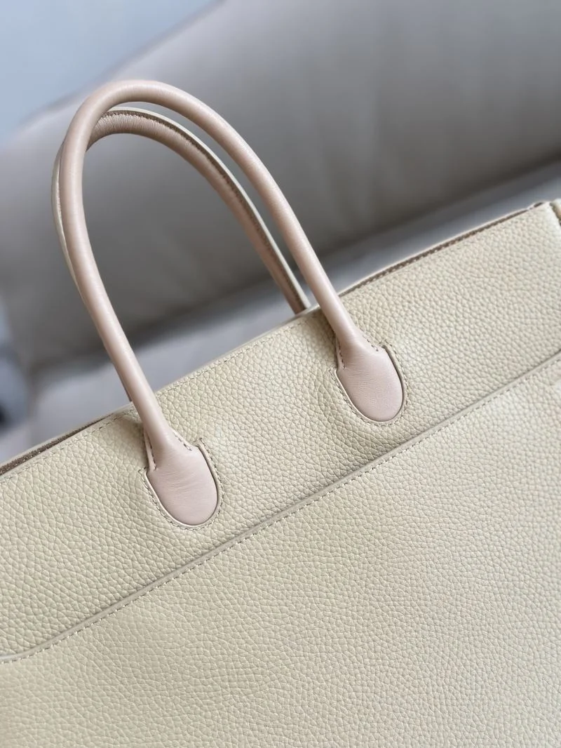 FlexibleFit Burberry Top Handle Bags 37870