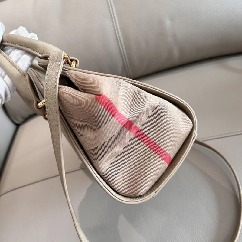 Burberry Top Handle Bags Popular 37847