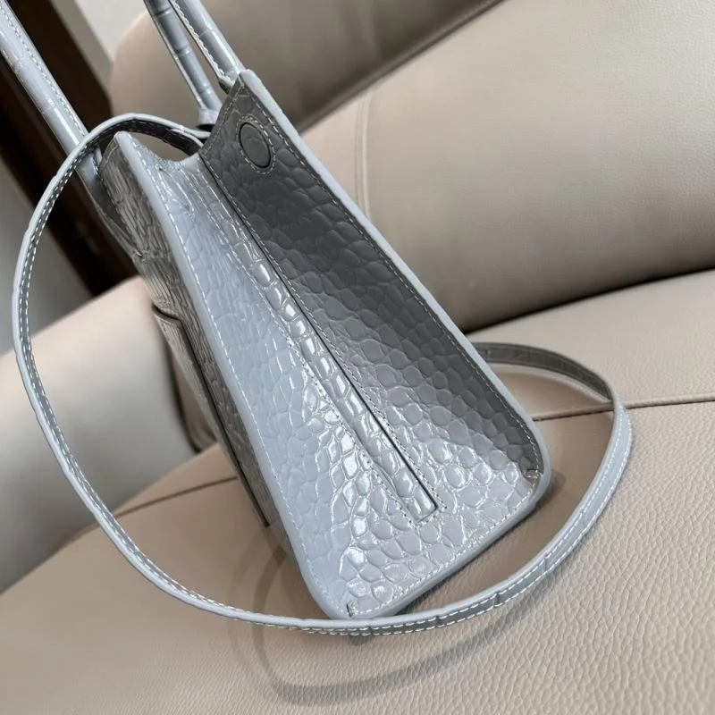 Burberry Top Handle Bags Unisex 37862