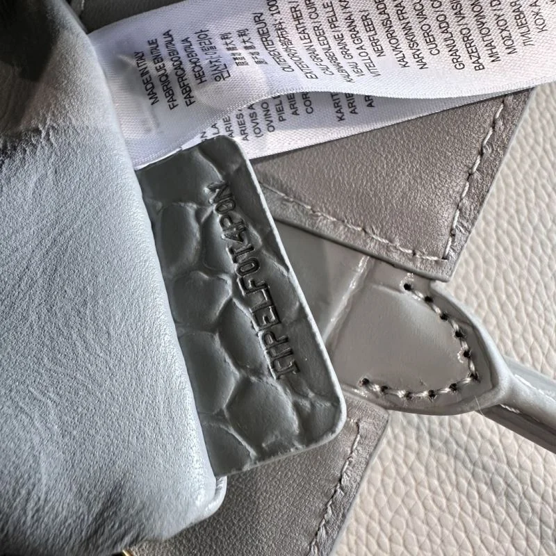 Burberry Top Handle Bags Unisex 37862
