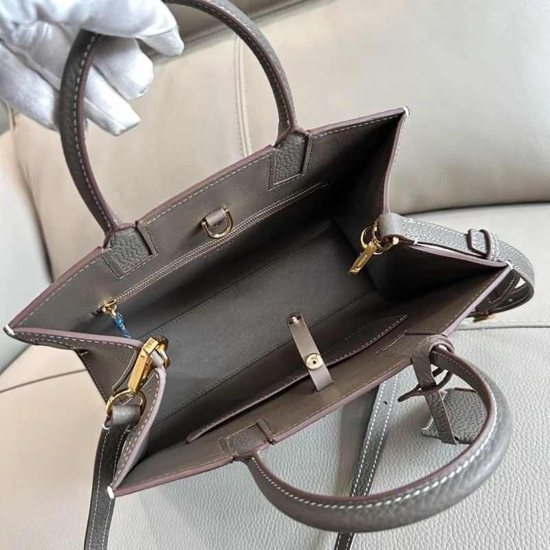 UrbanStyle Burberry Top Handle Bags 37845