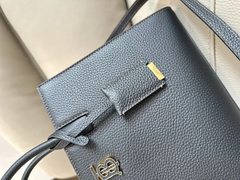 QuickDry Burberry Top Handle Bags 37844