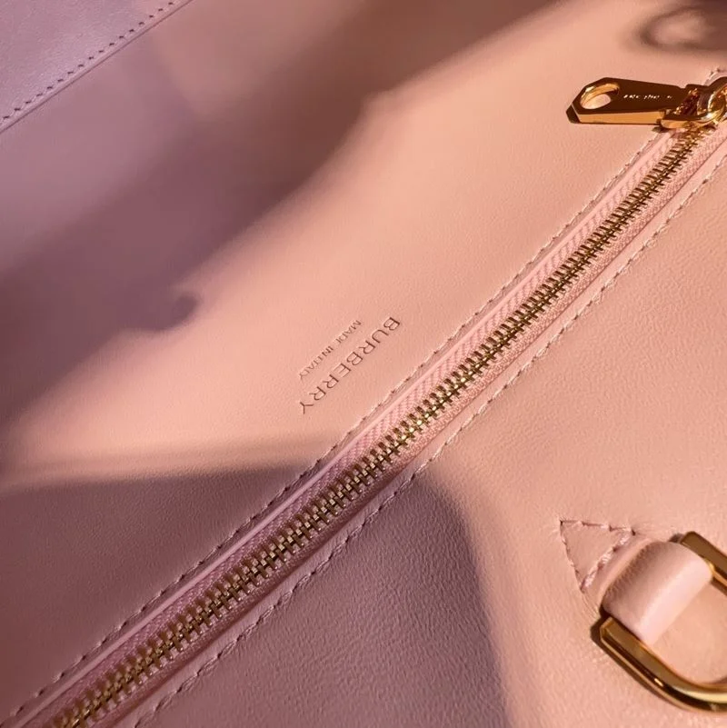 Burberry Top Handle Bags Minimalist 37843