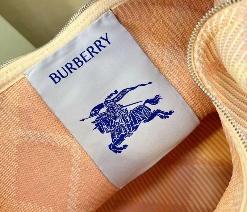 TravelReady Burberry Top Handle Bags 37834