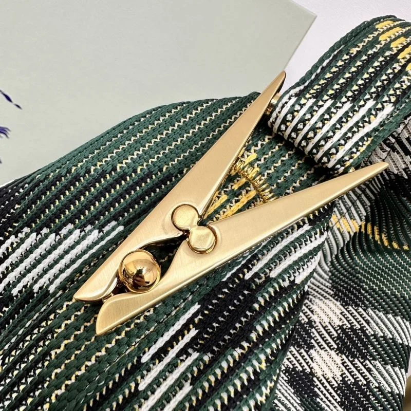 Resilient Burberry Top Handle Bags 37832