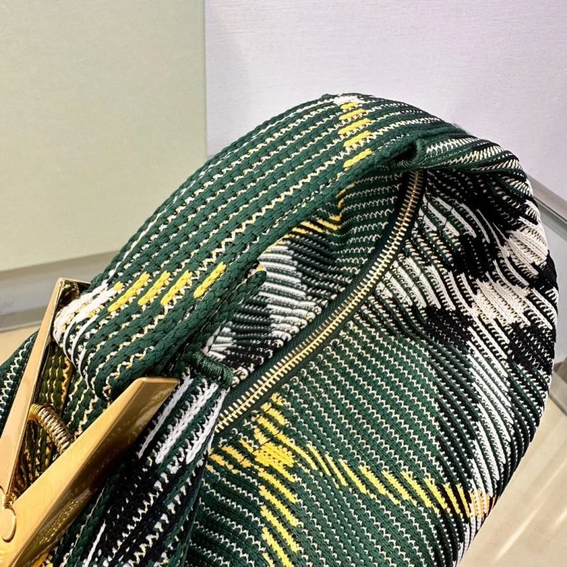 Breathable Burberry Top Handle Bags 37828