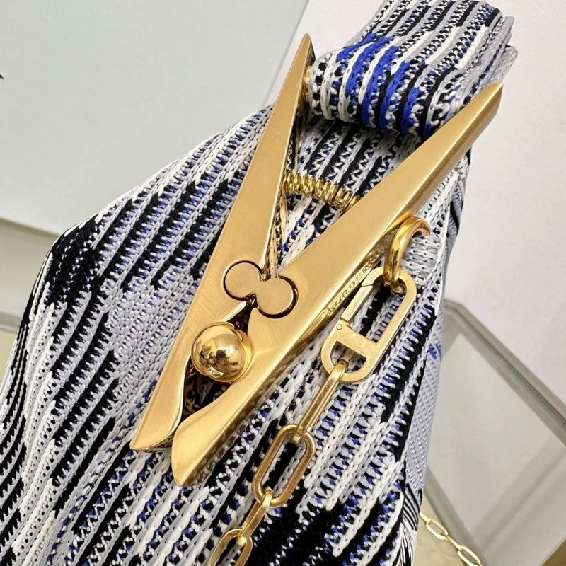 Classic Burberry Top Handle Bags 37825