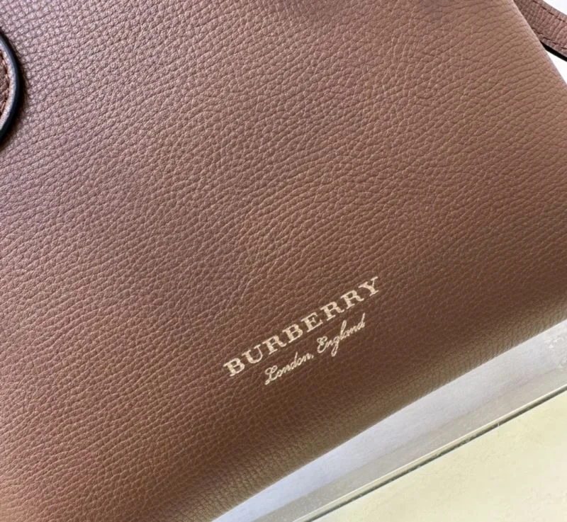 DailyWear Burberry Top Handle Bags 37815