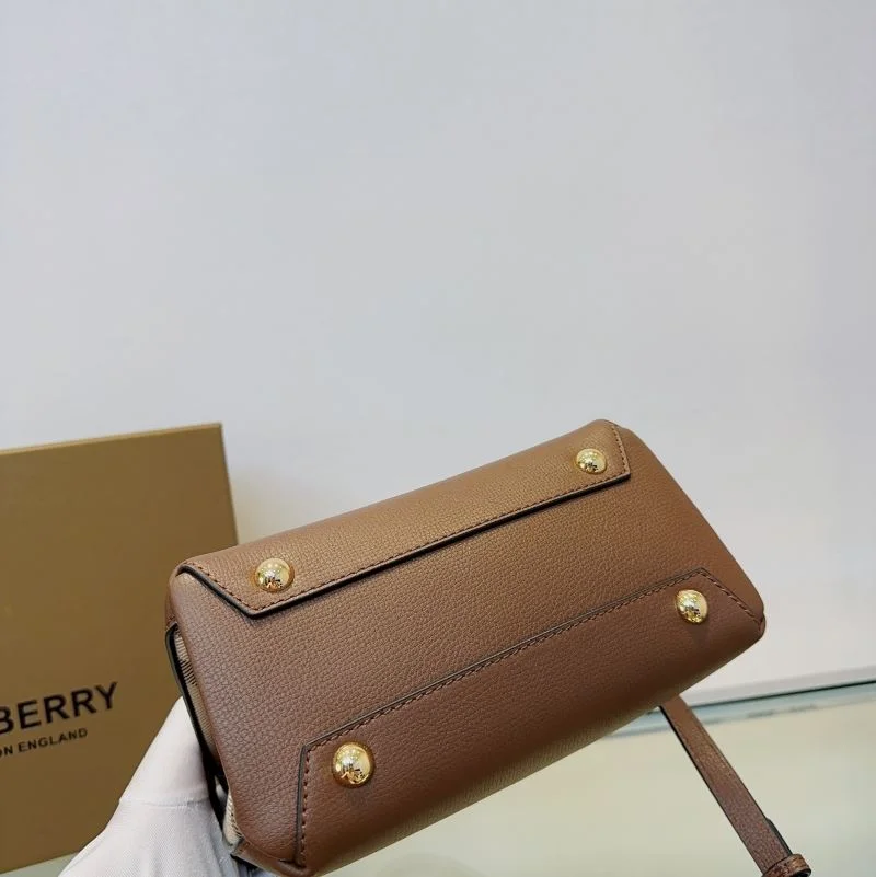 DailyWear Burberry Top Handle Bags 37815