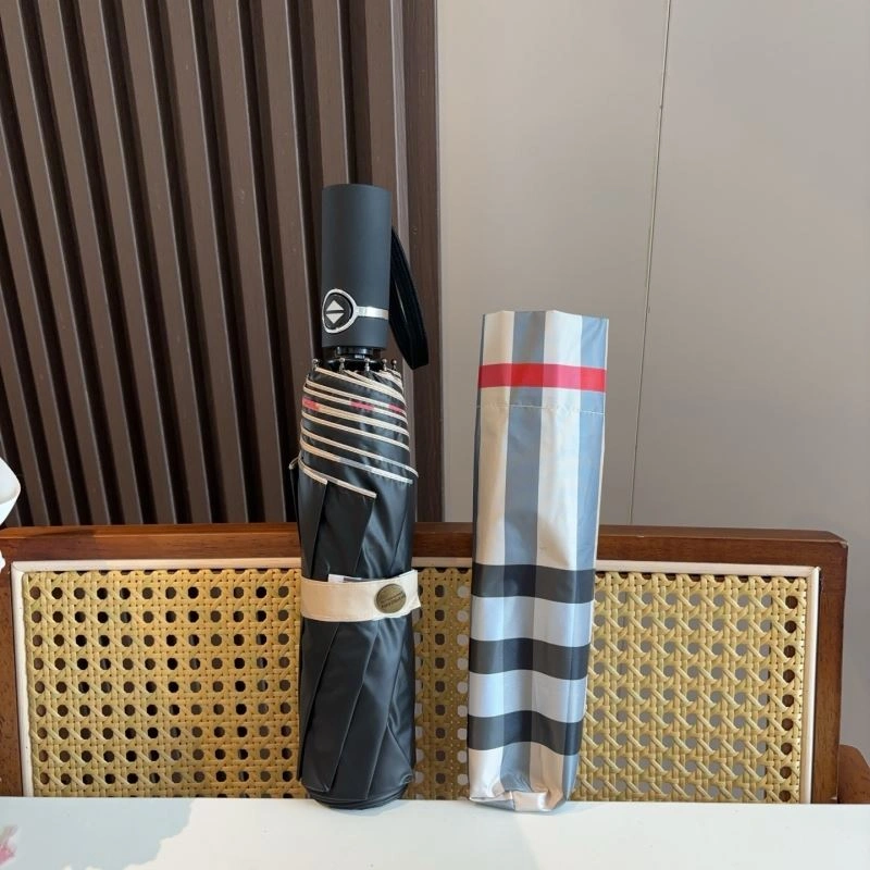 Seasonal Burberry Umbrella 276152