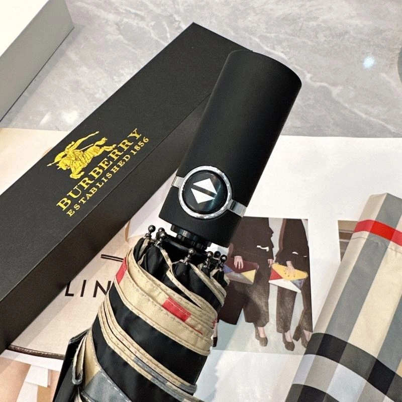 EyeCatching Burberry Umbrella 276139