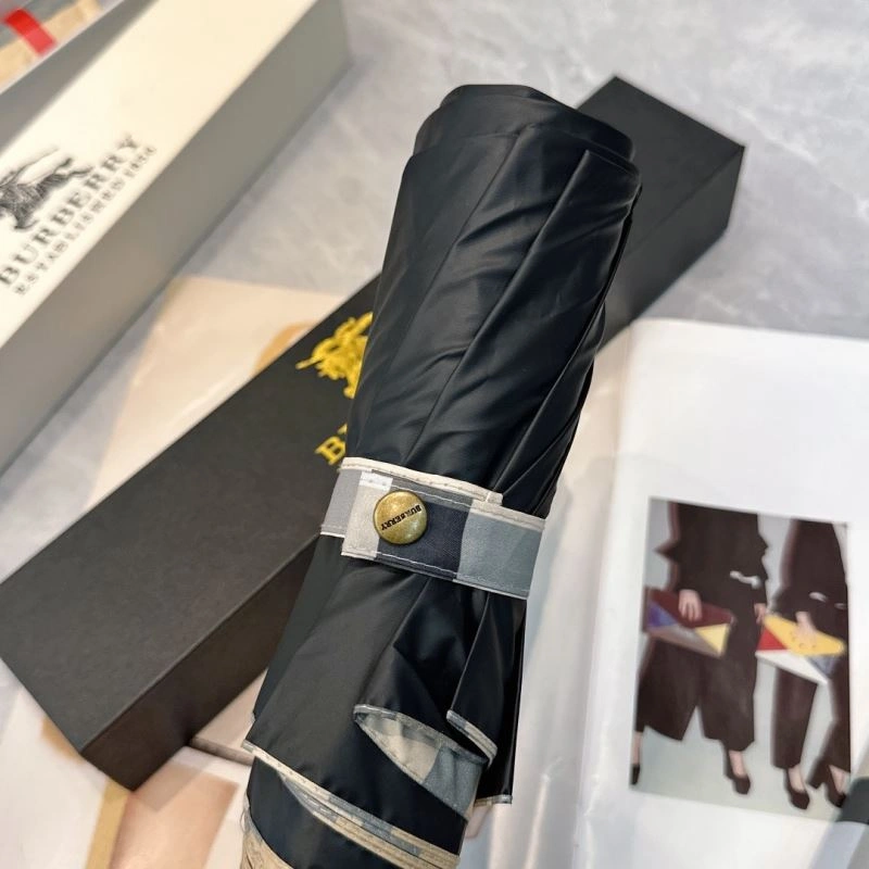 EyeCatching Burberry Umbrella 276139