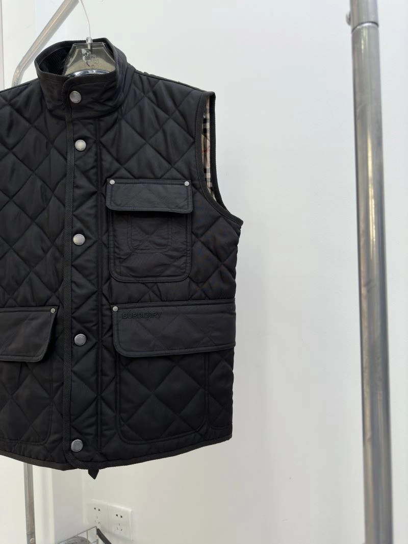 Burberry Vest Functional 105032
