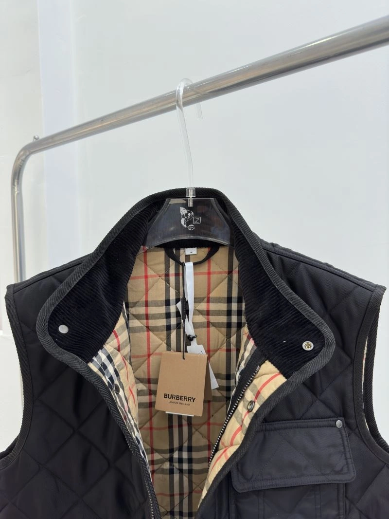 Burberry Vest Functional 105032